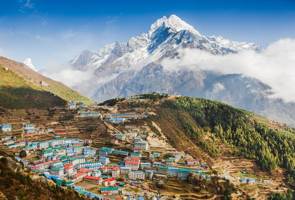Trekking zur Sherpa-Hauptstadt Namche Bazar (3.440 m)